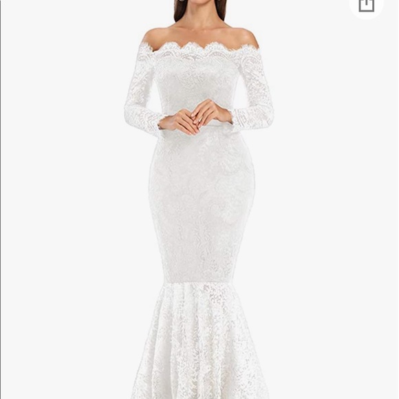 BodyCon lace white wedding gown NEVER WORN - STILL IN BAG - Picture 3 of 4